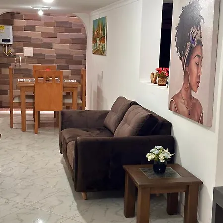 Acogedor Apartamento Cerca Al Centro De Medellin Exterior photo